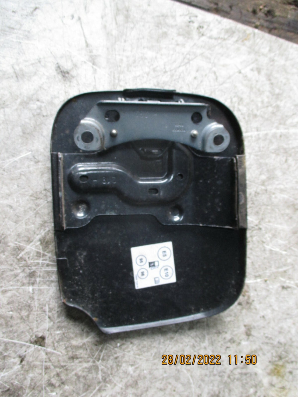 DACIA SANDERO 2017 PETROL FUEL FILLER CAP GREY 14806 7154R
