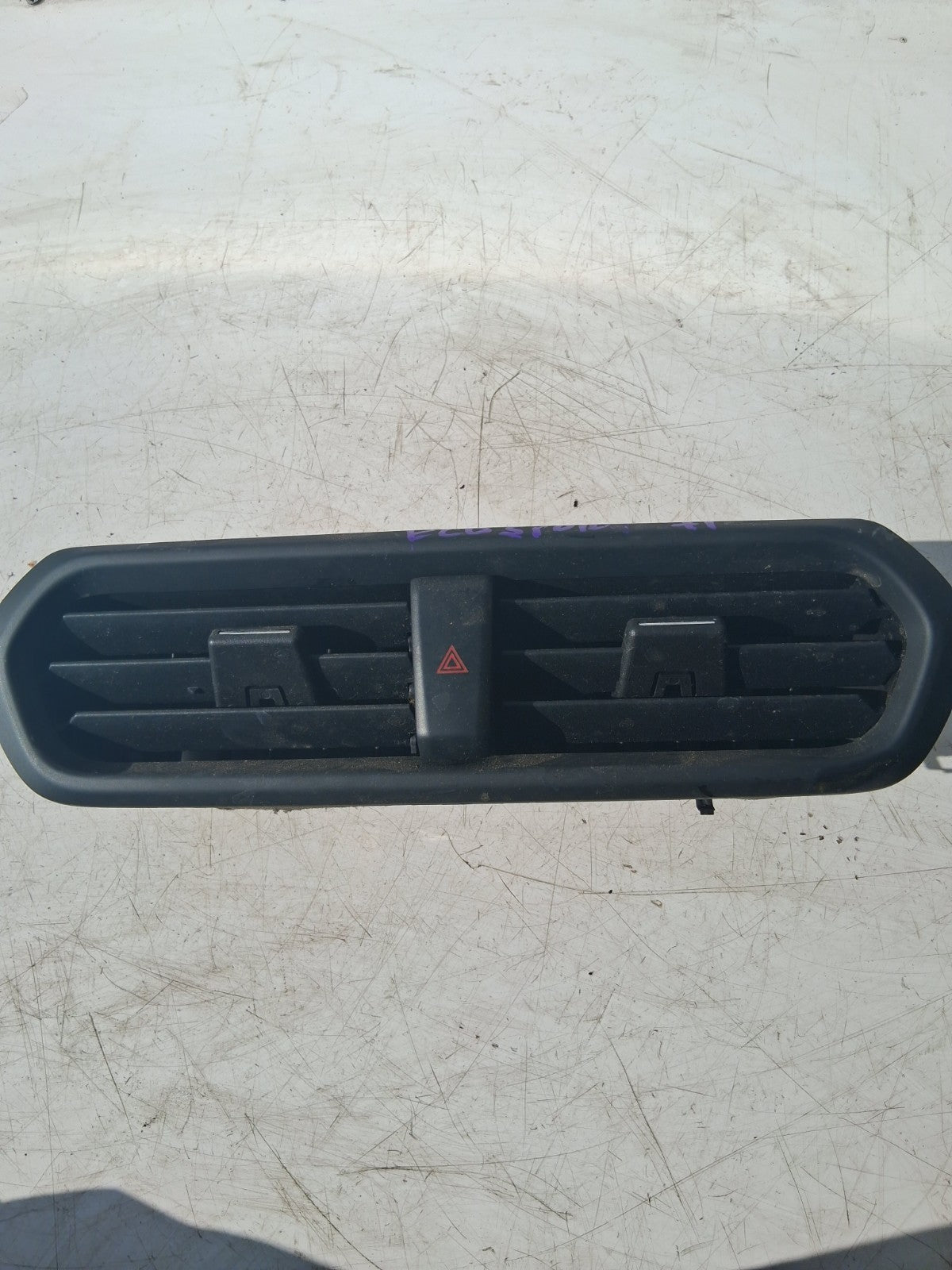 2021 FORD ECOSPORT 71 CENTRE DASHBOARD AIR VENTS GN1519K617ACW