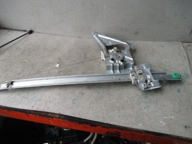 2012 MERCEDES SPRINTER W906 PASSENGER SIDE WINDOW MOTOR & REGULATOR A0068205442