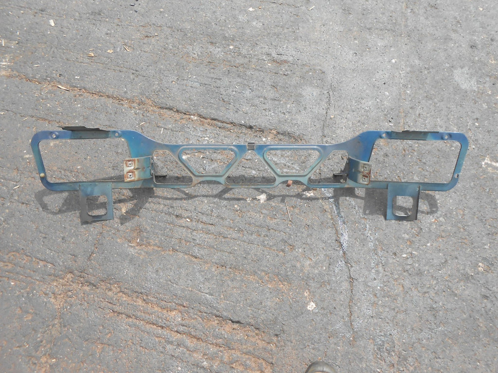 AUSTIN ROVER MONTEGO SALOON ESTATE STEEL FRONT PANEL HEADLIGHT MOUNT PANEL