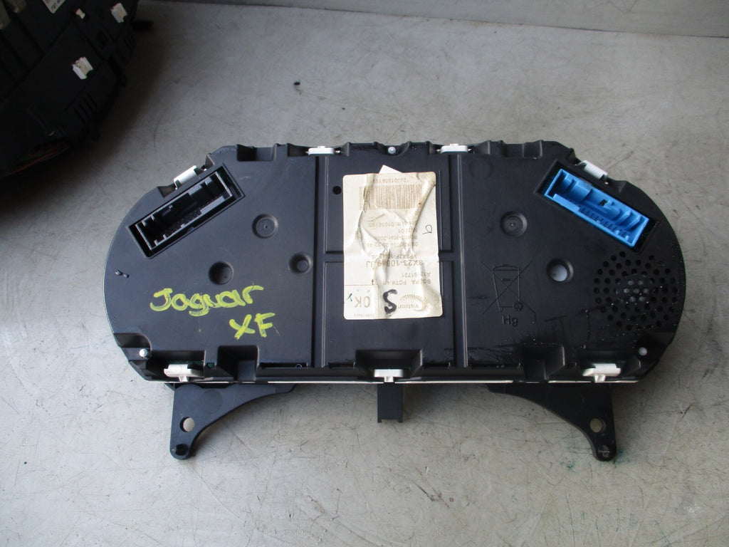 2011 JAGUAR XF SPEEDOMETER INSTRUMENT CLUSTER 8X2310849JJ (ref s)