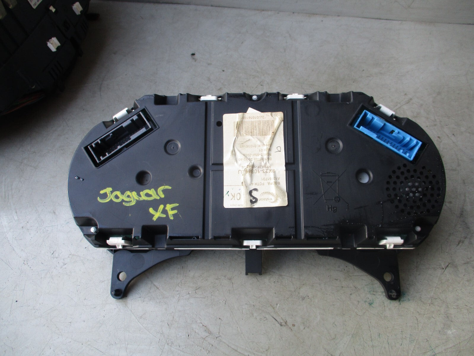 2011 JAGUAR XF SPEEDOMETER INSTRUMENT CLUSTER 8X2310849JJ (ref s)