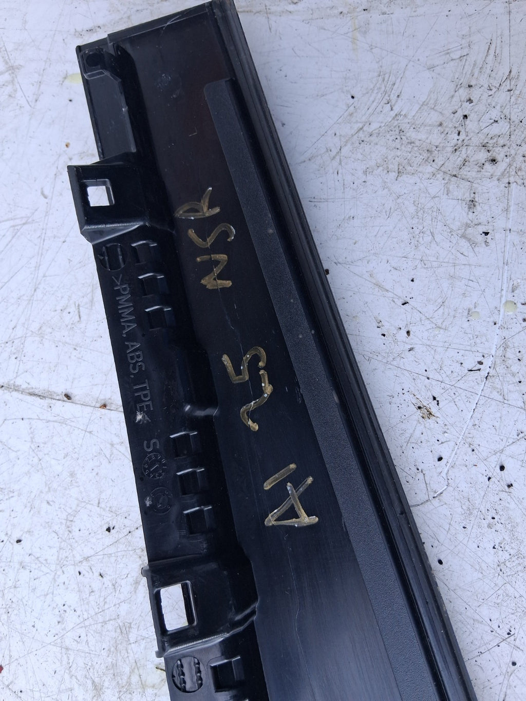 2024 AUDI A1 S LINE MK2 NSR PASSENGER SIDE REAR BLACK GLOSS MOULDING 82G839901