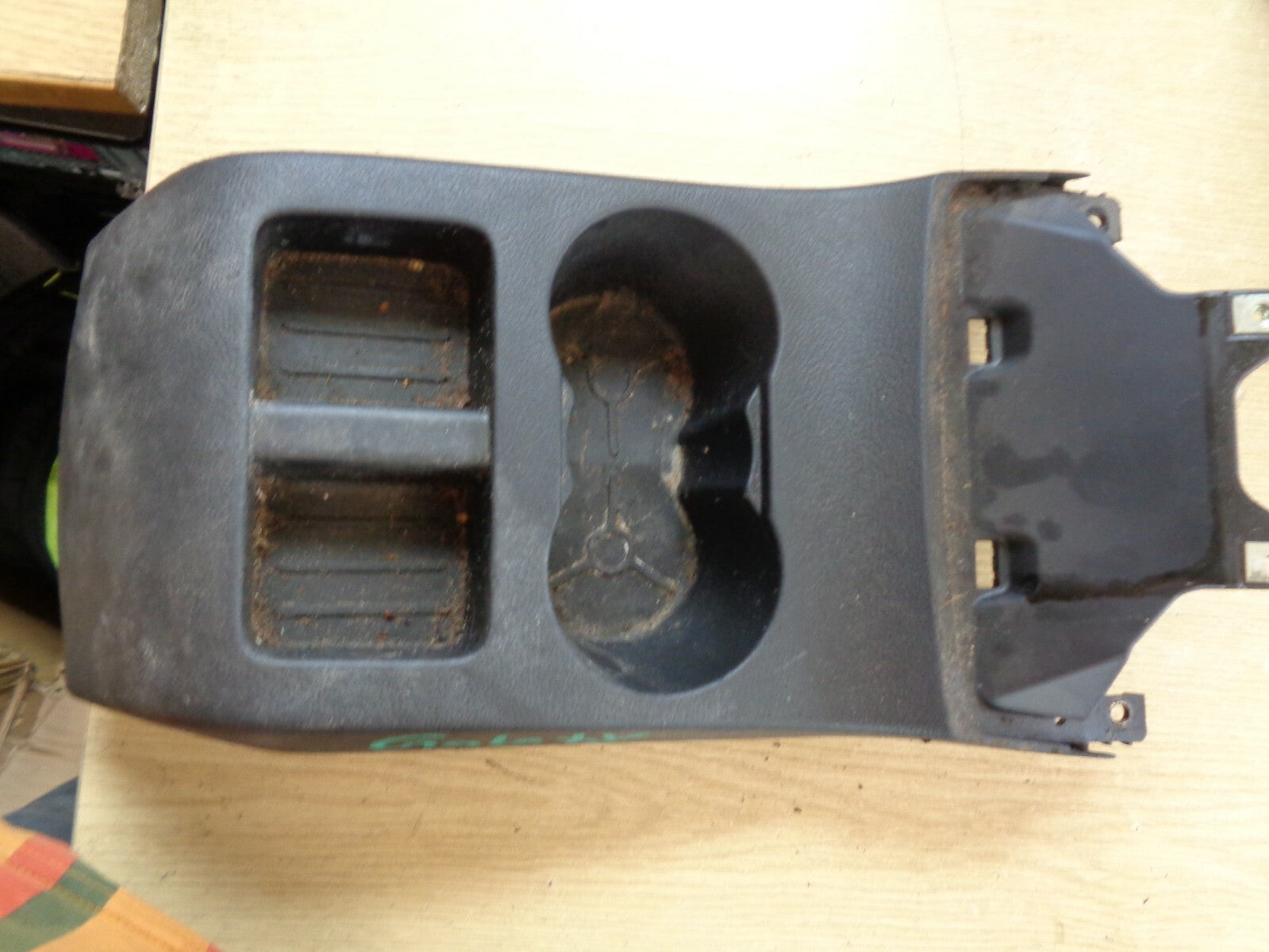 FORD GALAXY S MAX 5 DOOR CENTRE CONSOLE SURROUND/CUP HOLDER 6M21 U04712 A