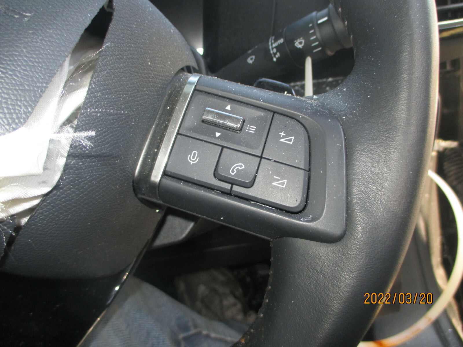 CITROEN C4 MK3 2021 3 SPOKE MULTIFUNCTION LEATHER STEERING WHEEL