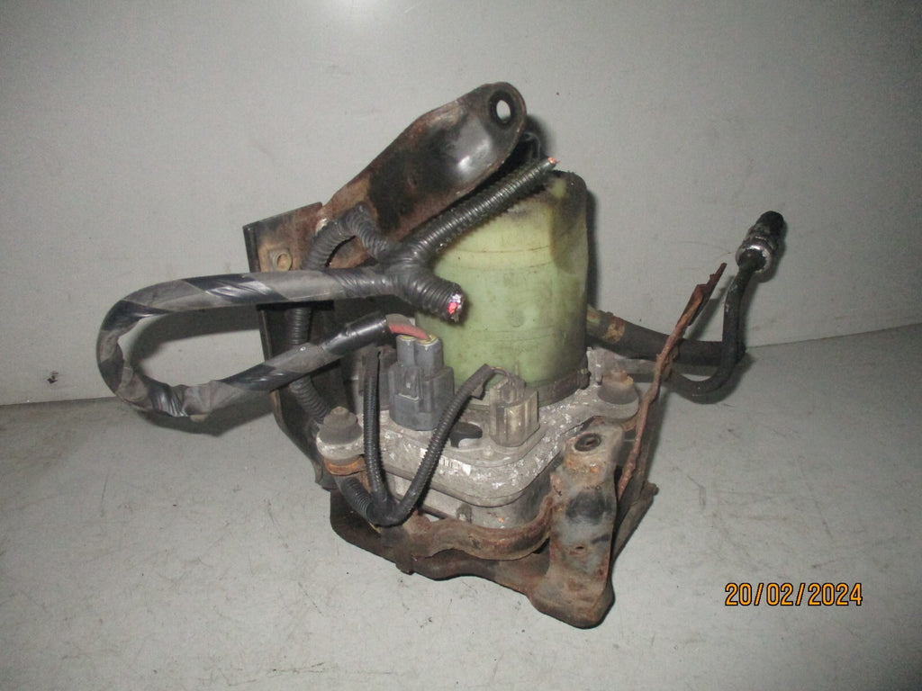 FORD FOCUS MK2 2007 1.8 PETROL POWER STEERING PUMP 4M513K514BF