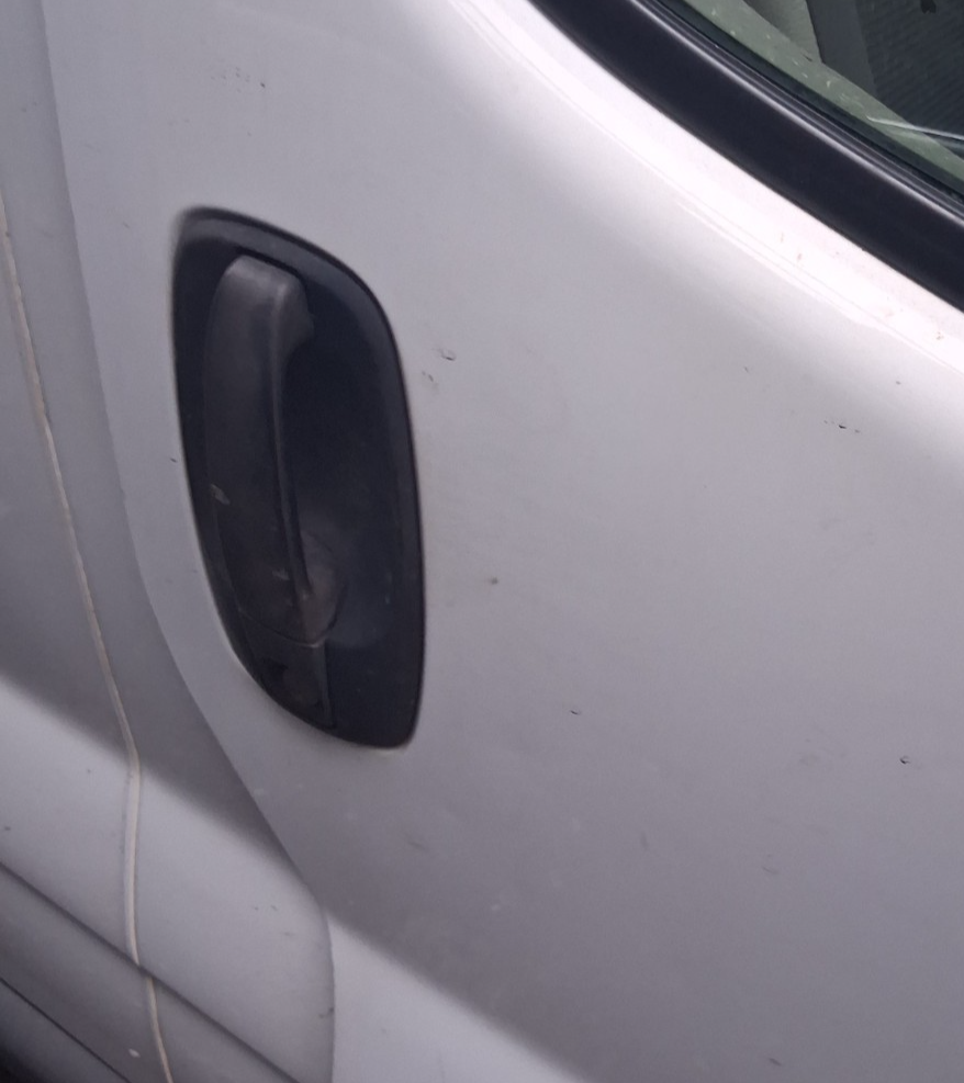 2014 VAUXHALL VIVARO MK1 OSF DRIVER SIDE FRONT RIGHT EXTERIOR DOOR HANDLE