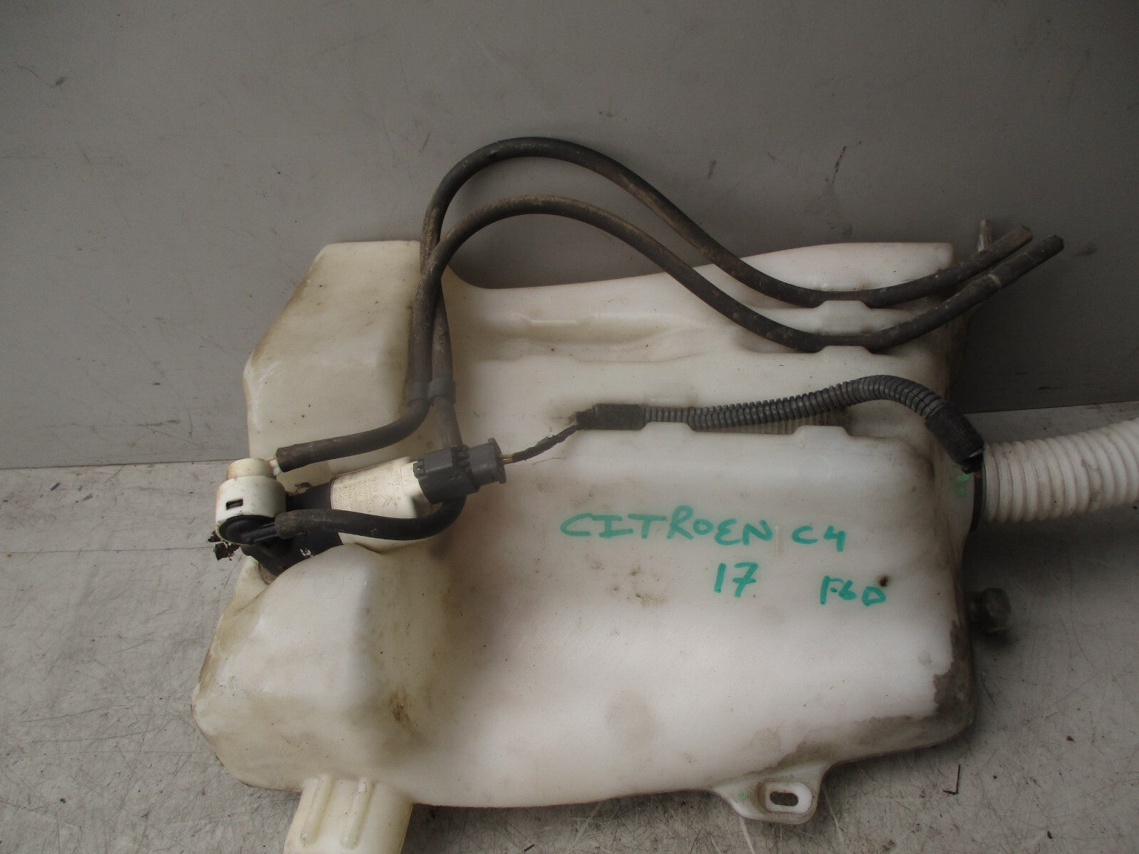 2017 CITROEN C4 MK2 WINDSCREEN WASHER BOTTLE RESERVOIR TANK & PUMP 9671317080