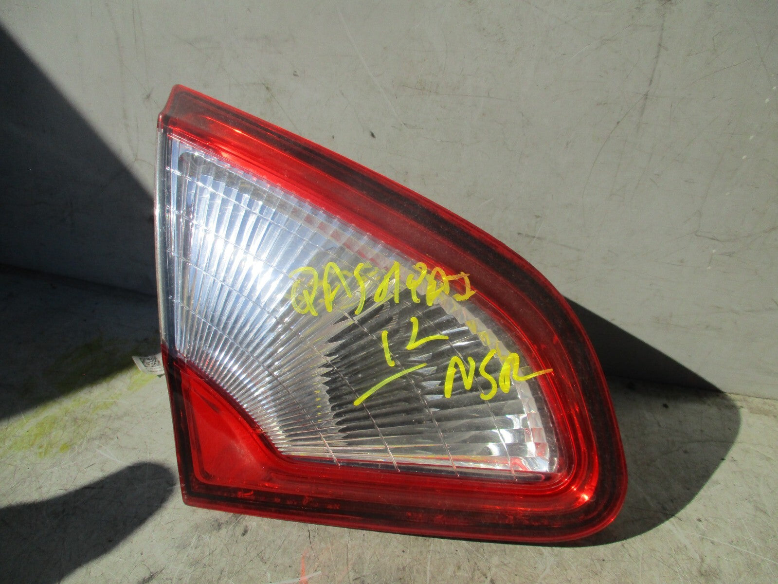 2012 NISSAN QASHQAI J10 NSR PASSENGER SIDE REAR LEFT INNER TAIL LIGHT 89503189