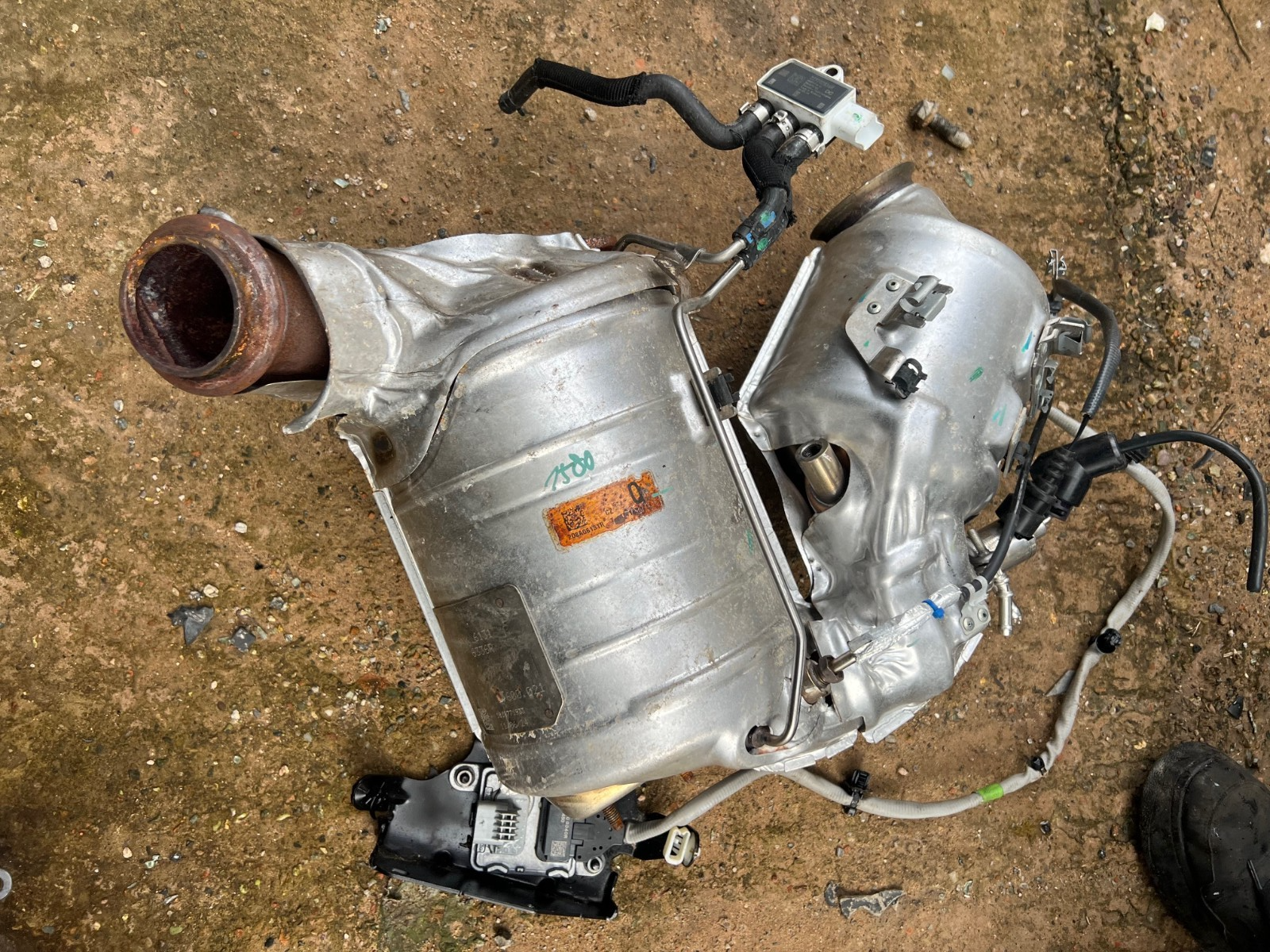 2024 RENAULT TRAFIC X82 MK3 2.0 DIESEL DPF CATALYTIC CONVERTER FILTER 208A06131R