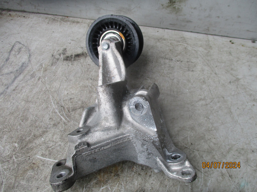 NISSAN QASHQAI J12 2023 1.3 PETROL T BELT TENSIONER PULLEY 117106794R