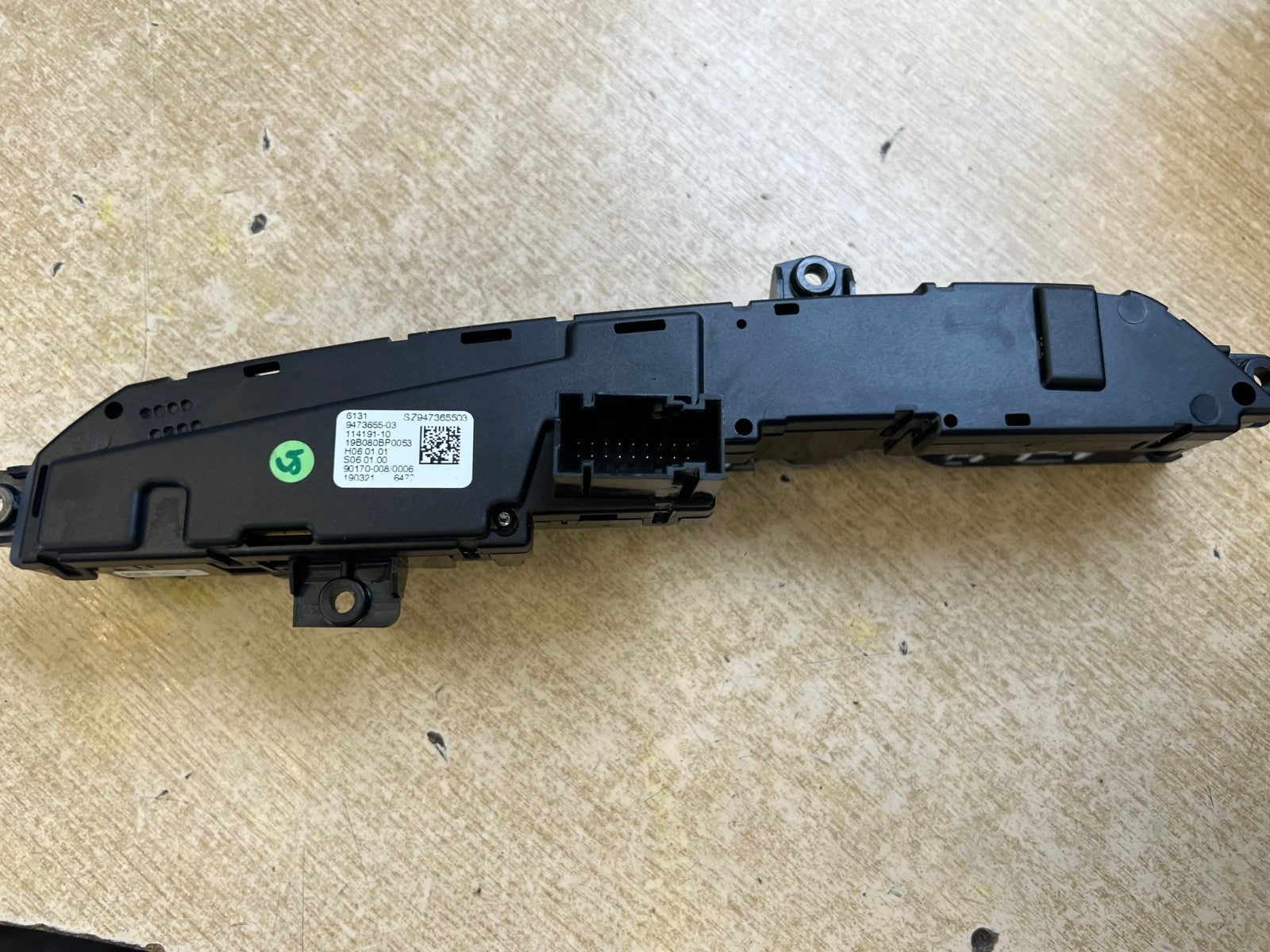 BMW 3 SERIES G20 2019 START STOP AND ELECTRIC HANDBRAKE SWITCH 9473655