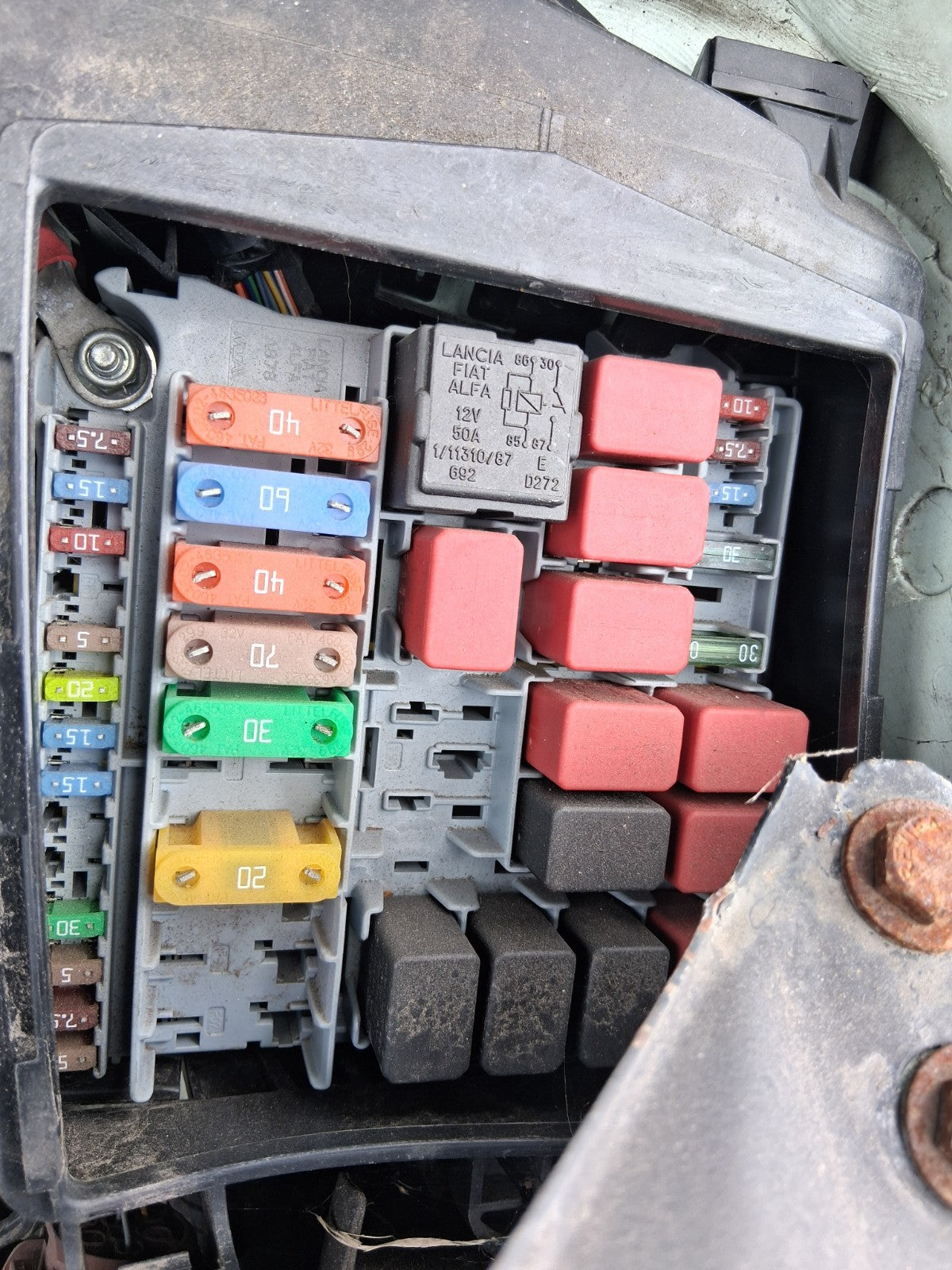 2015 FIAT 500 LOUNGE MK1 1.2 PETROL FUSE BOX RELAY BOX