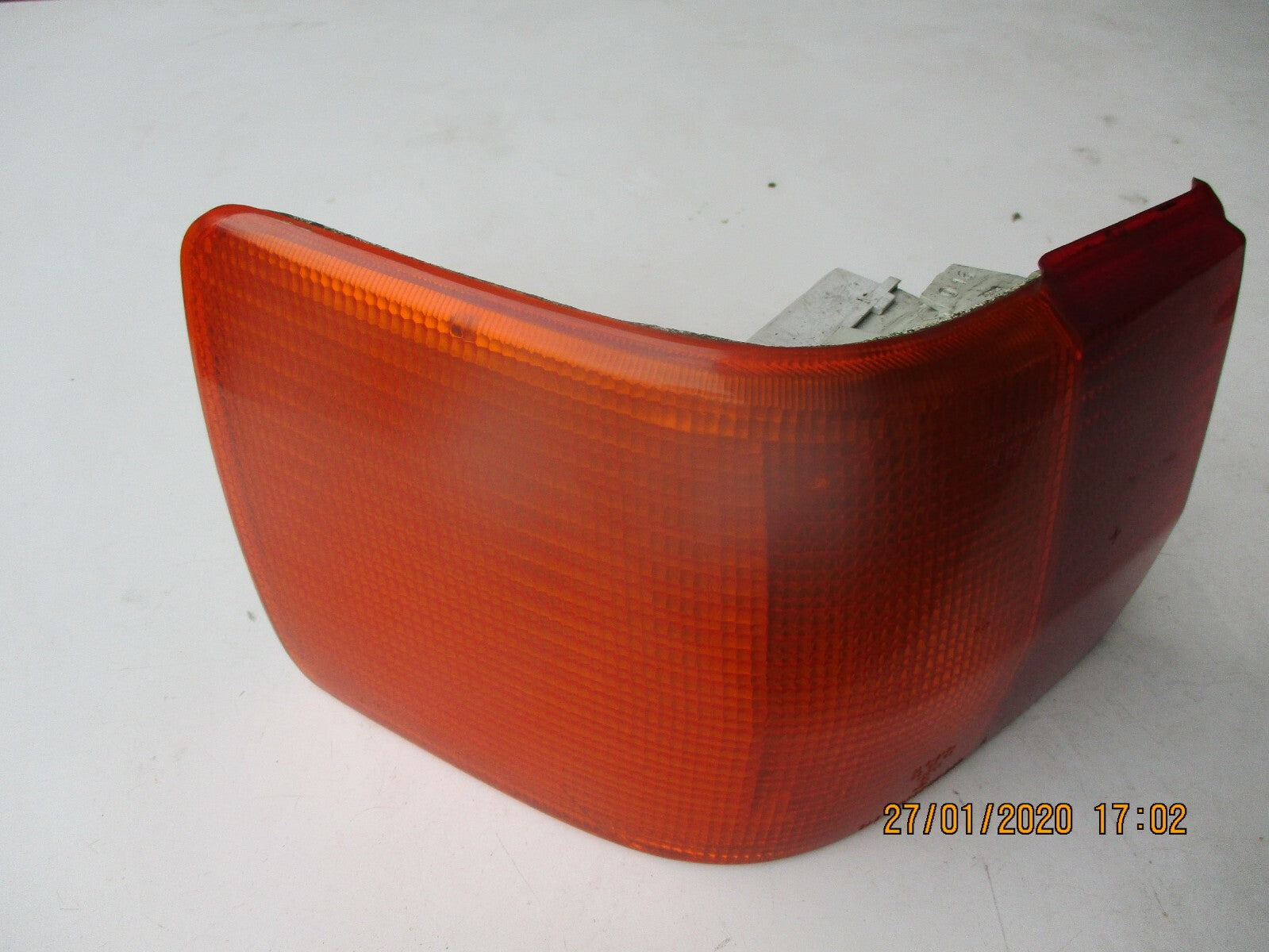 AUDI 80 E 1990 NSR PASSENGER SIDE REAR BRAKE TAIL LIGHT CLUSTER 893945095