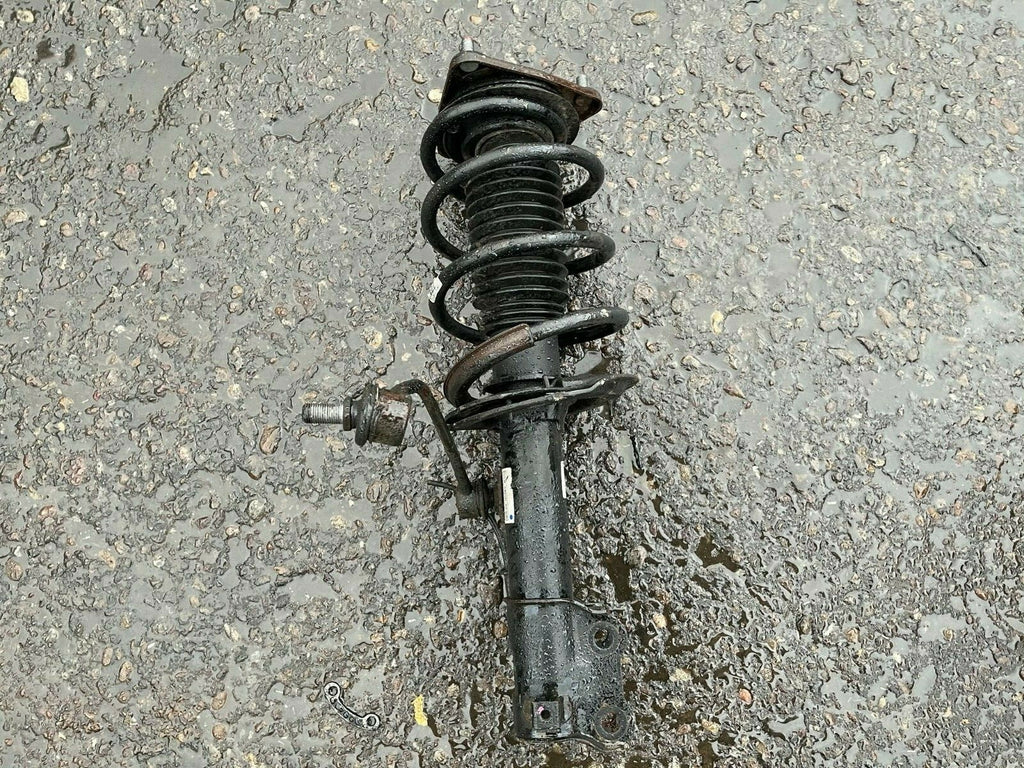 HYUNDAI i30 MK2 GD 2013 NSF PASSENGER SIDE FRONT SUSPENSION SHOCK AND SPRING
