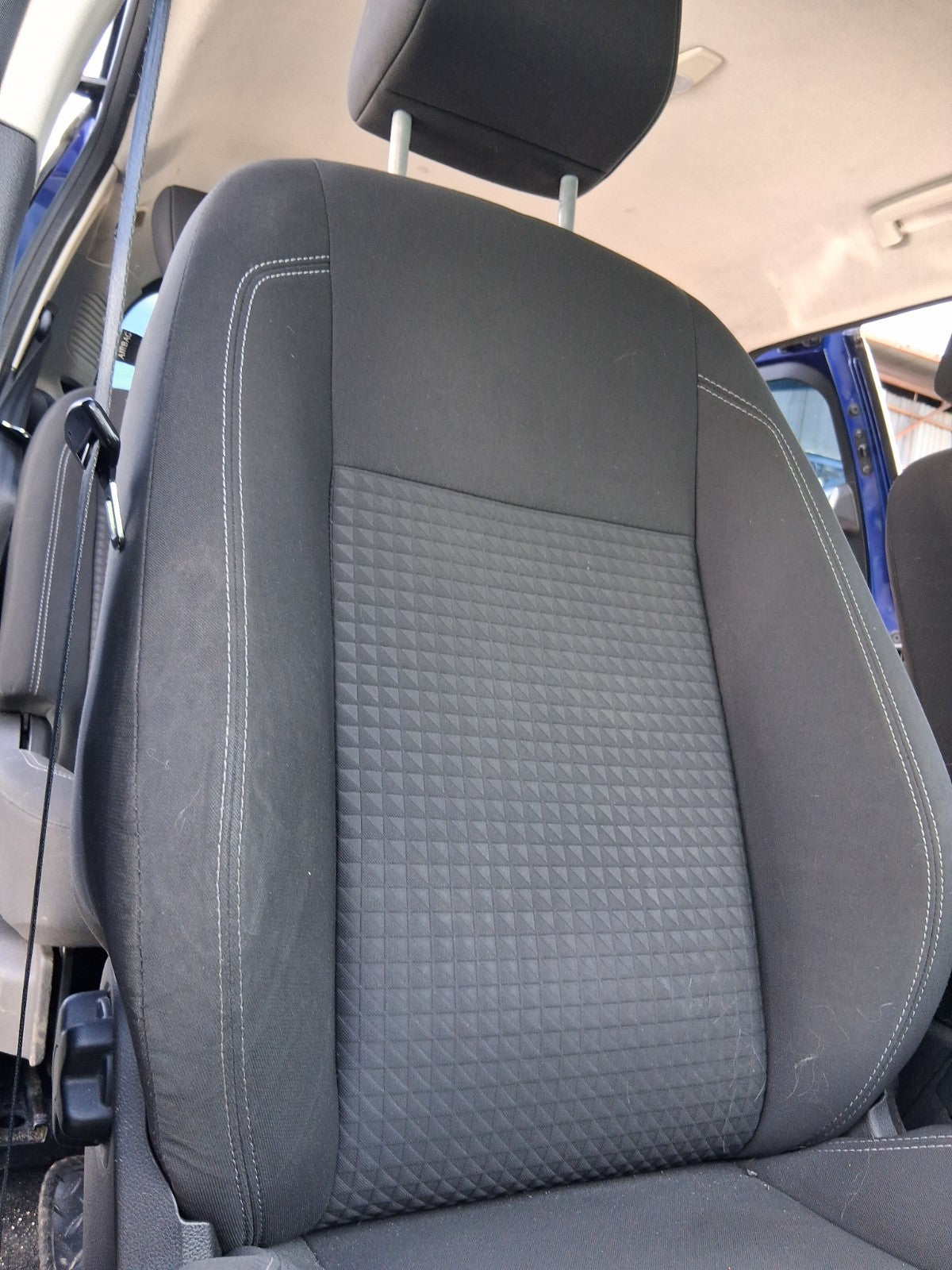 2015 FORD GRAND C MAX MK2 OSF DRIVER SIDE FRONT RIGHT FABRIC SEAT