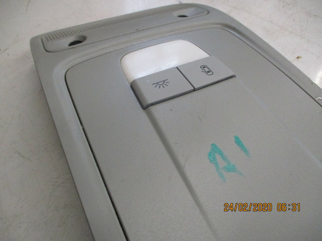 AUDI A1 MK1 8X 2017 3 DOOR INTERIOR READING MAP ROOF COURTESY LIGHT 8X0951177A