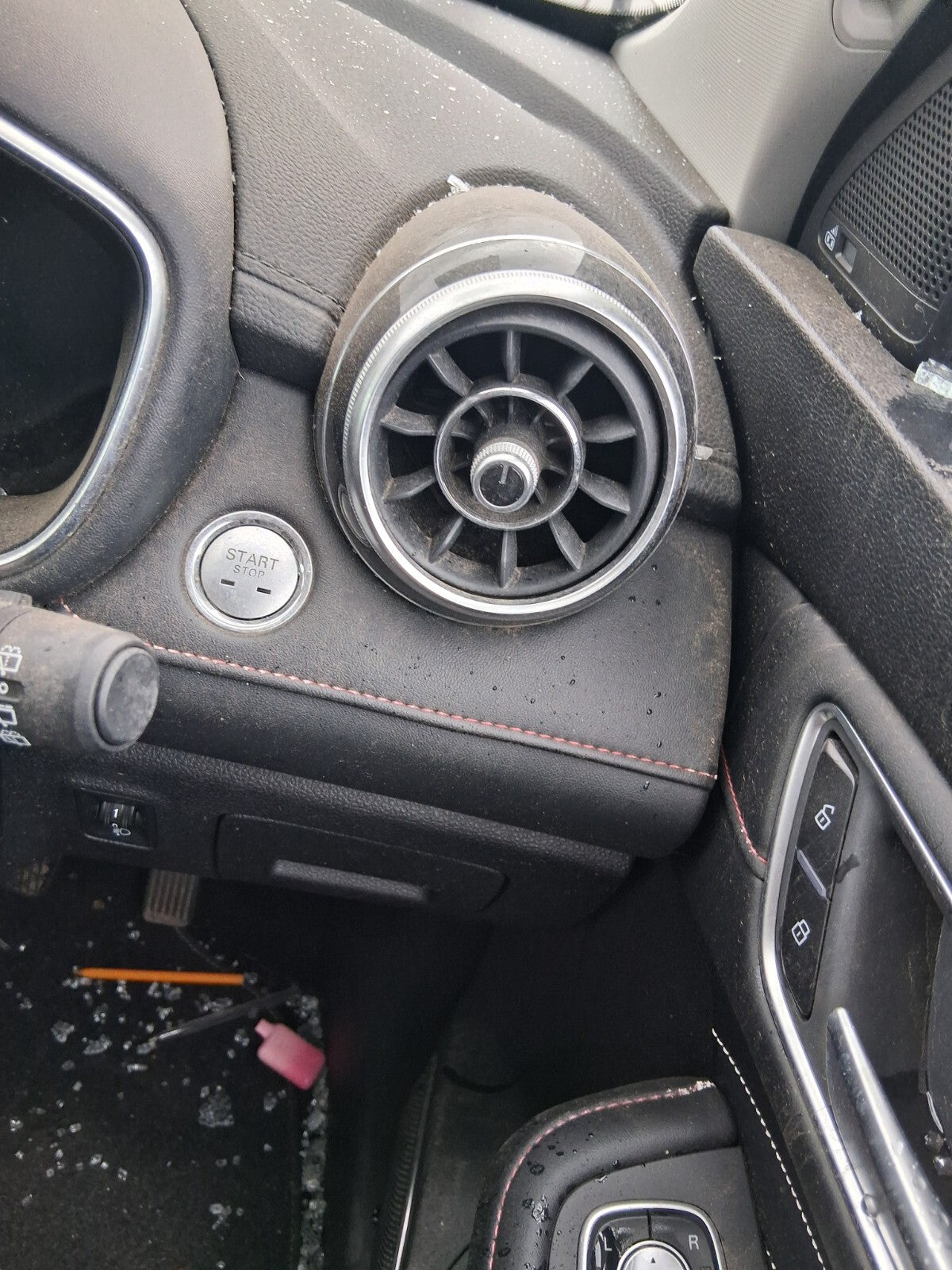 2022 MG HS EXCLUSIVE OSF DRIVER SIDE FRONT RIGHT DASHBOARD AIRVENT
