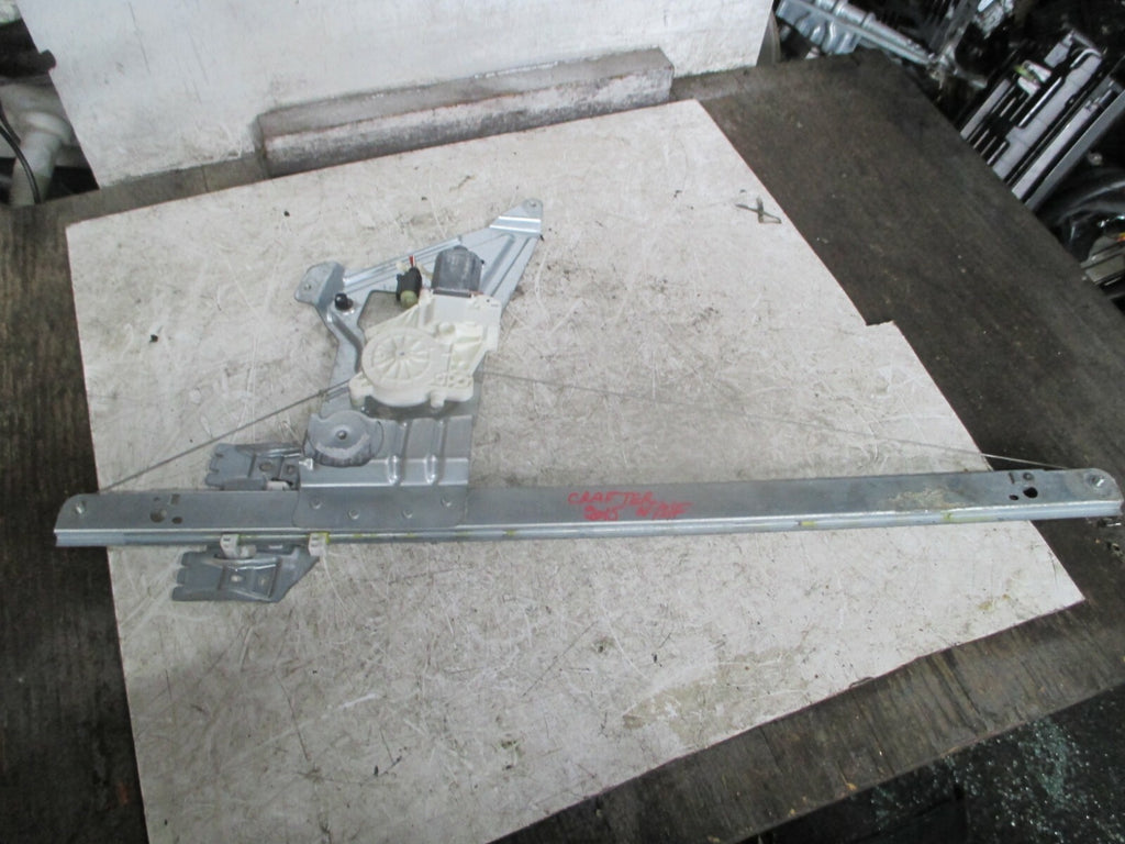 VW VOLKSWAGEN CRAFTER 2015 MK1 NSF FRONT PASSENGER SIDE WINDOW REGULATOR MOTOR