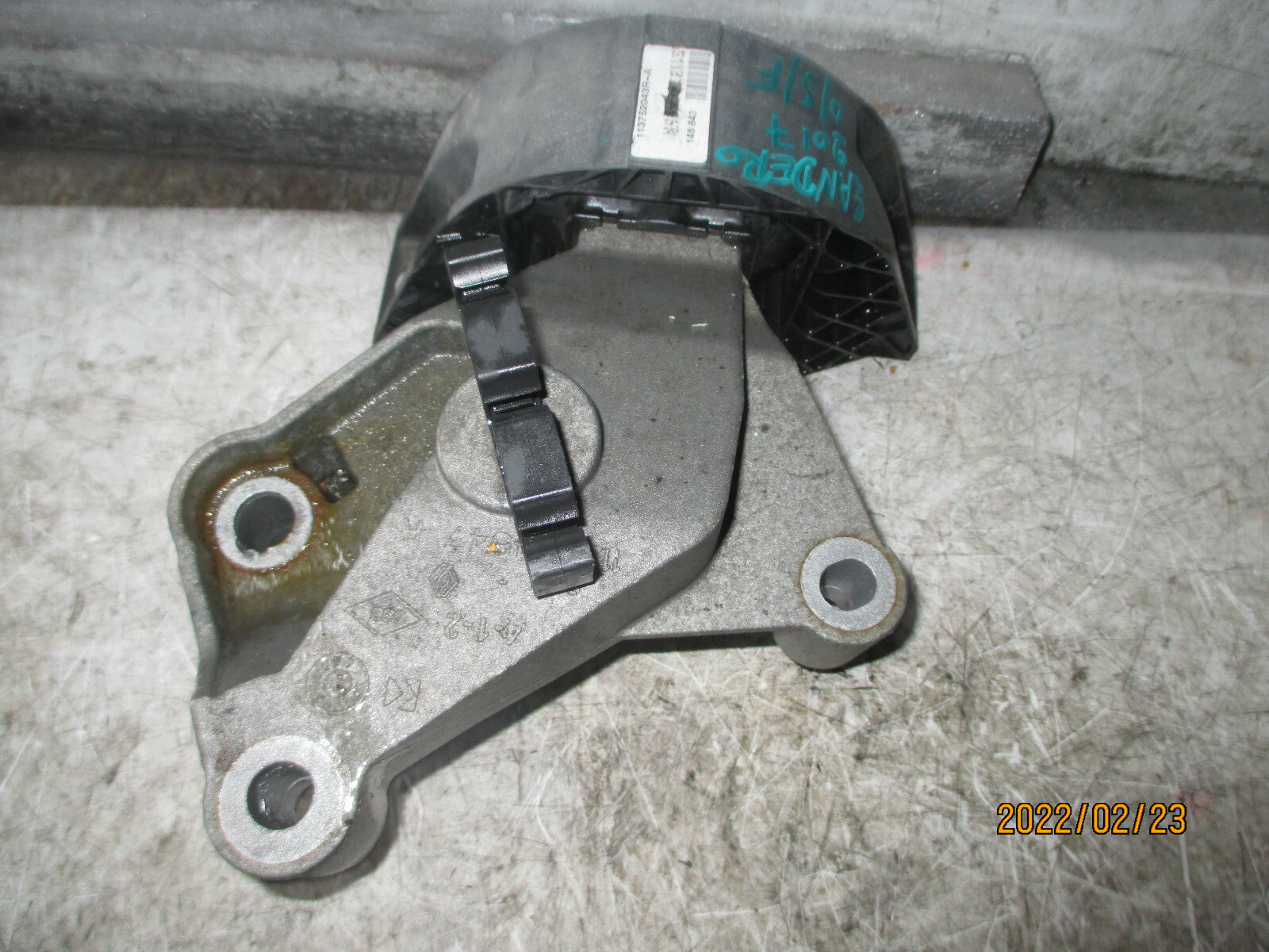 DACIA SANDERO 2017 1.0 PETROL OSF DRIVER SIDE FRONT TOP ENGINE MOUNT 113752043R