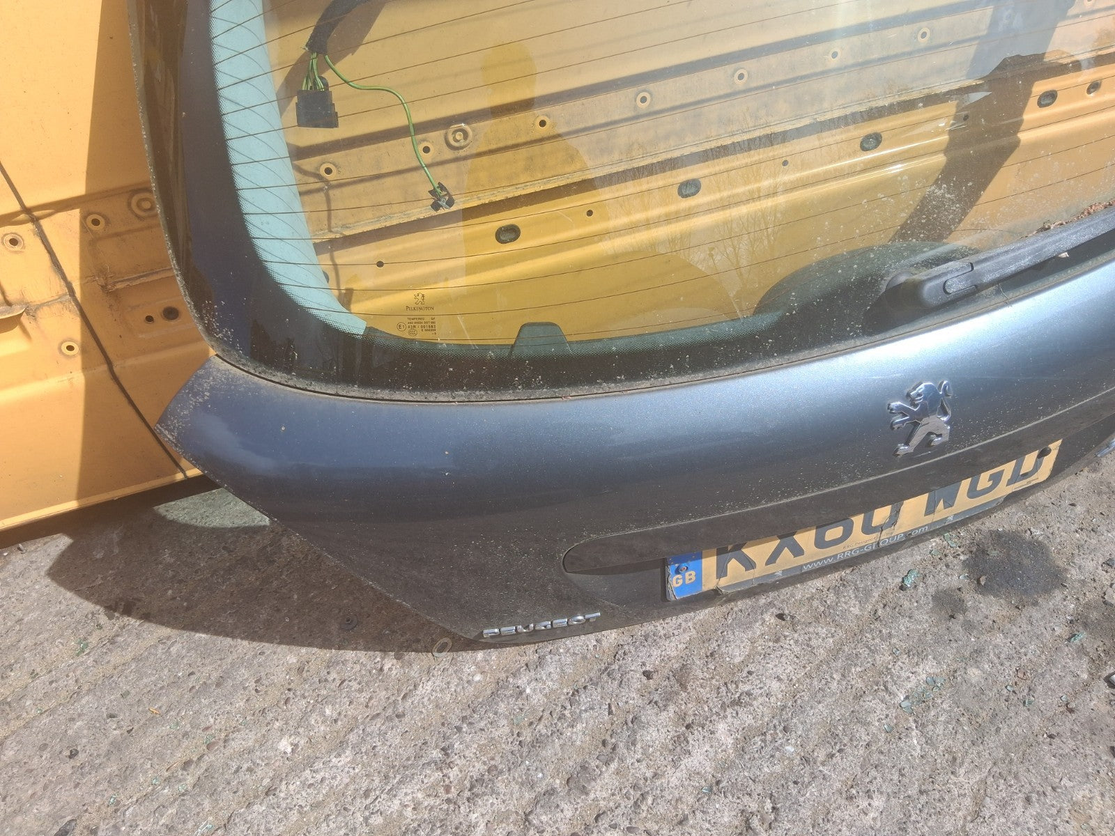 2010 PEUGEOT 207 5 DOOR HATCH REAR COMPLETE TAILGATE BOOTLID GREY