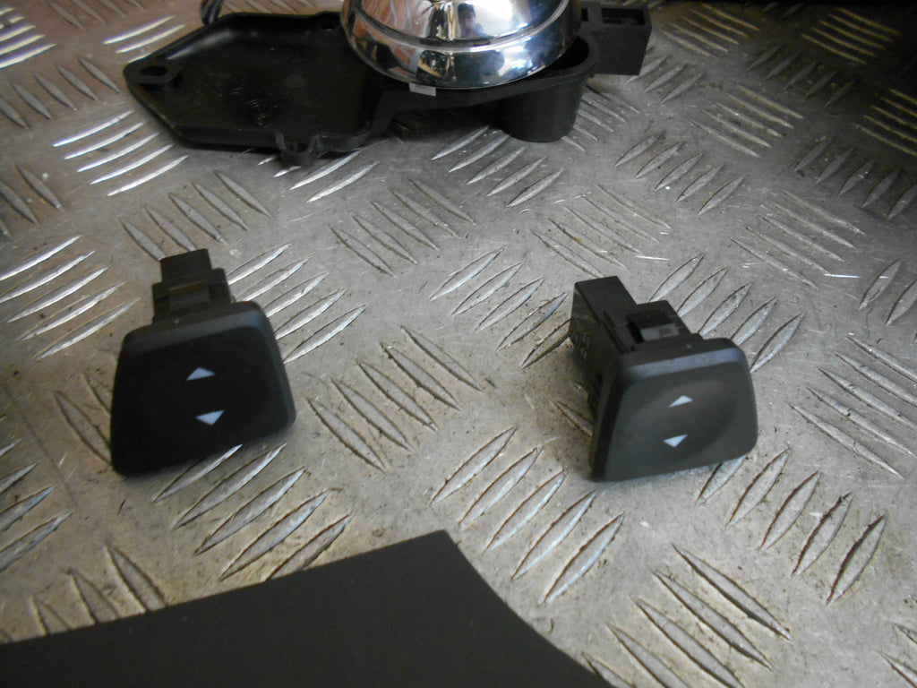 FIAT 500 2013 PASSENGER INTERIOR HANDLE DASH CUBBY TRIMS VENT WINDOW SWITCHES