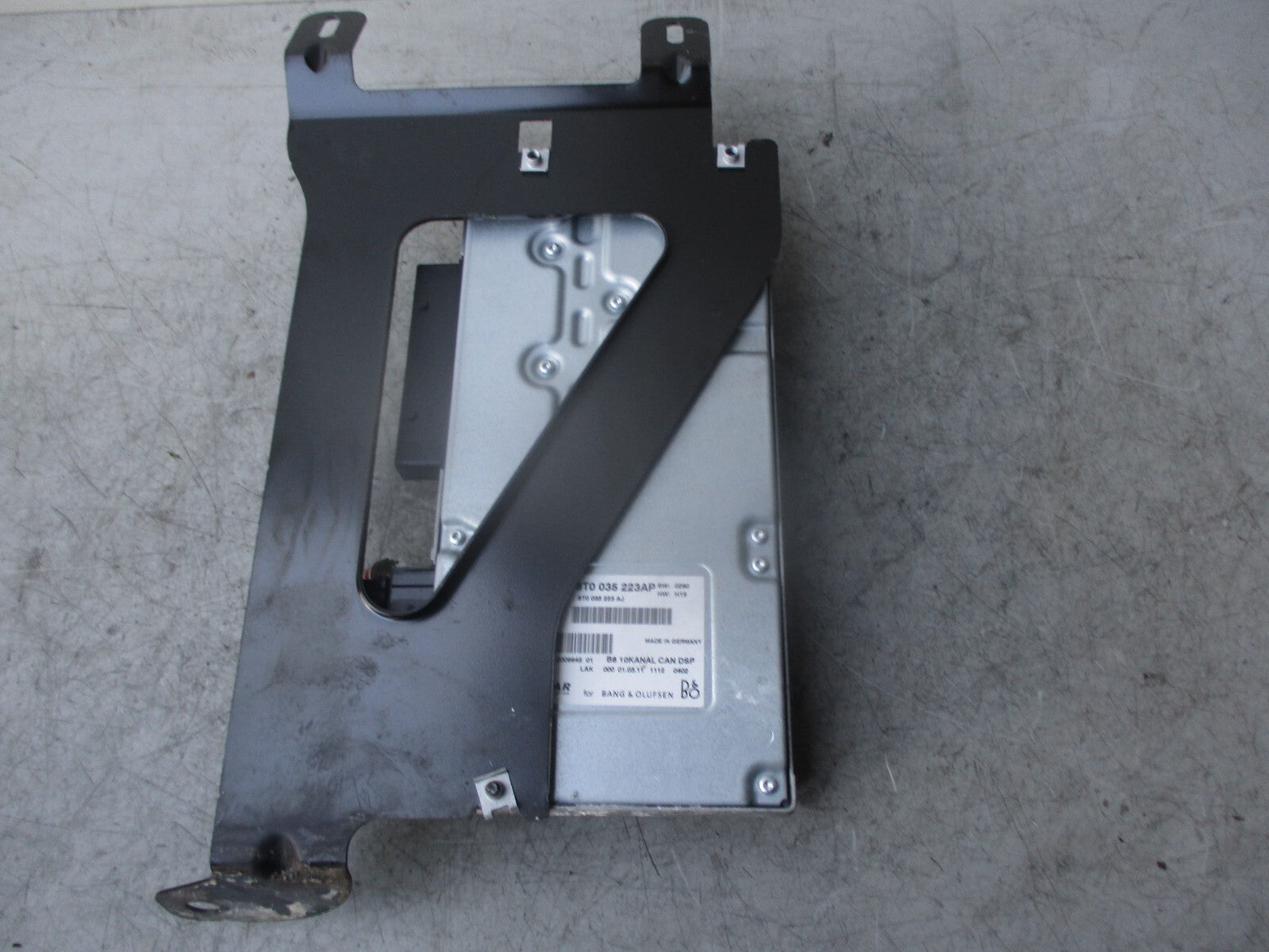 2011 AUDI A5 8T B&O BANG & OLUFSEN STEREO SOUND AMPLIFIER 8T0035223AP