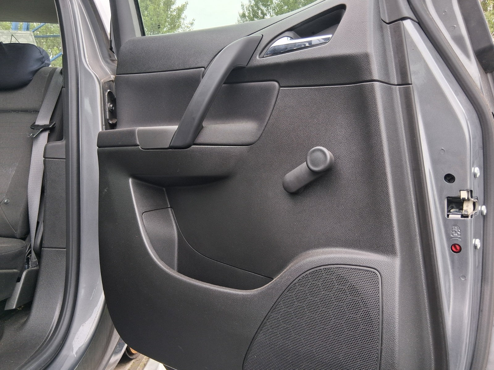 2017 VAUXHALL MERIVA B MK2 NSR PASSENGER SIDE REAR LEFT DOOR CARD