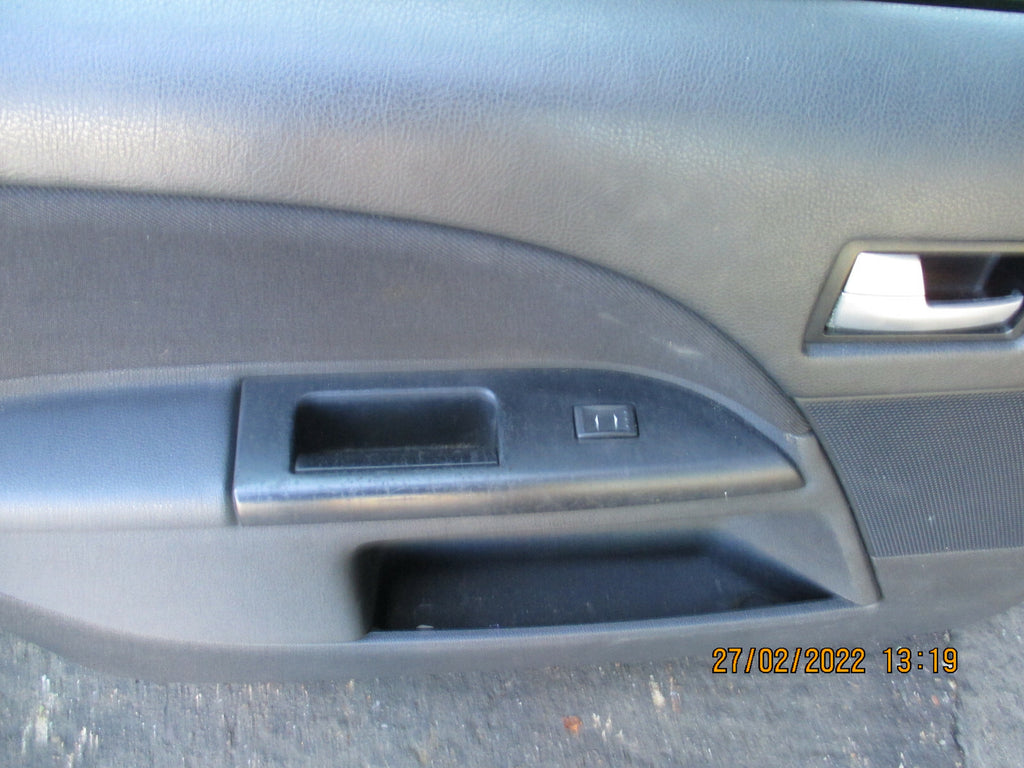 FORD MONDEO 2003 MK2 NSF FRONT PASSENGER SIDE COMPLETE DOOR BLACK