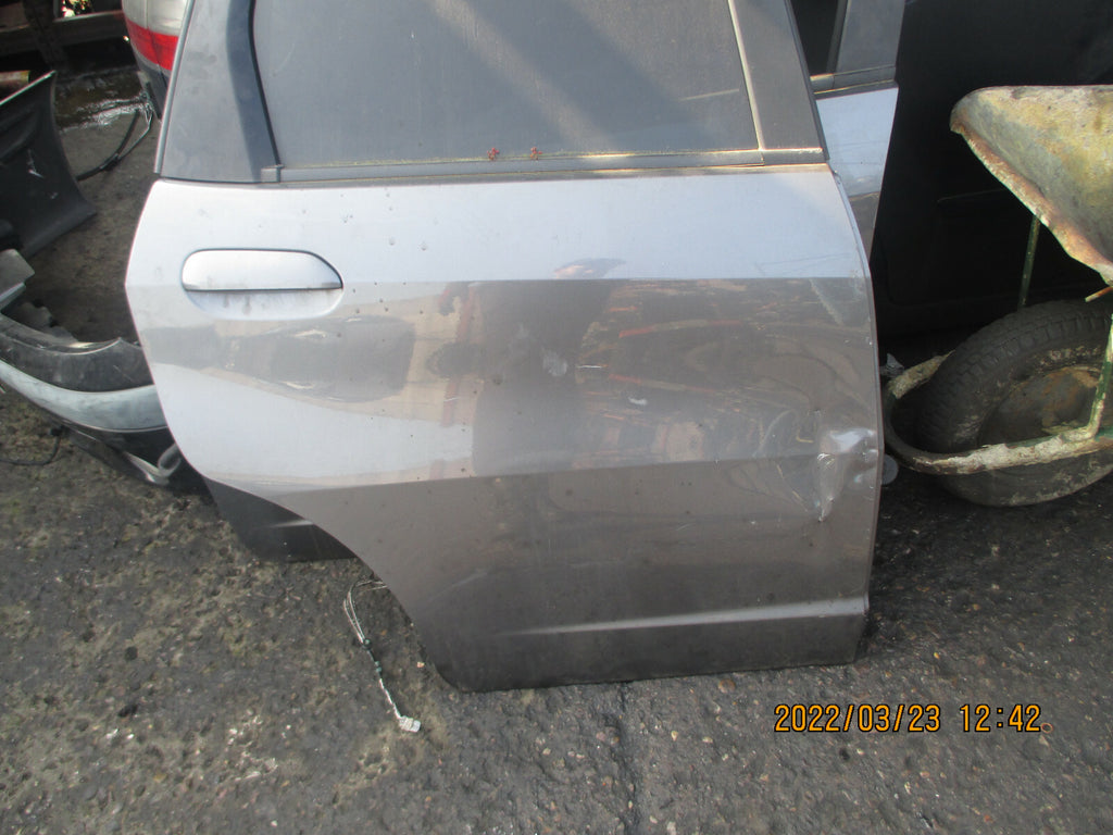 HONDA JAZZ MK3 2014 OSR DRIVER SIDE REAR DOOR COMPLETE GREY
