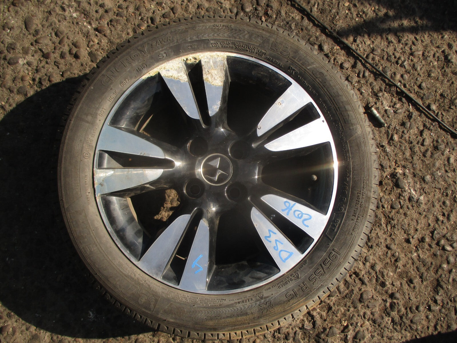 2016 CITROEN DS3 16 INCH ALLOY WHEEL WITH TYRE 195/55R16 REF 4