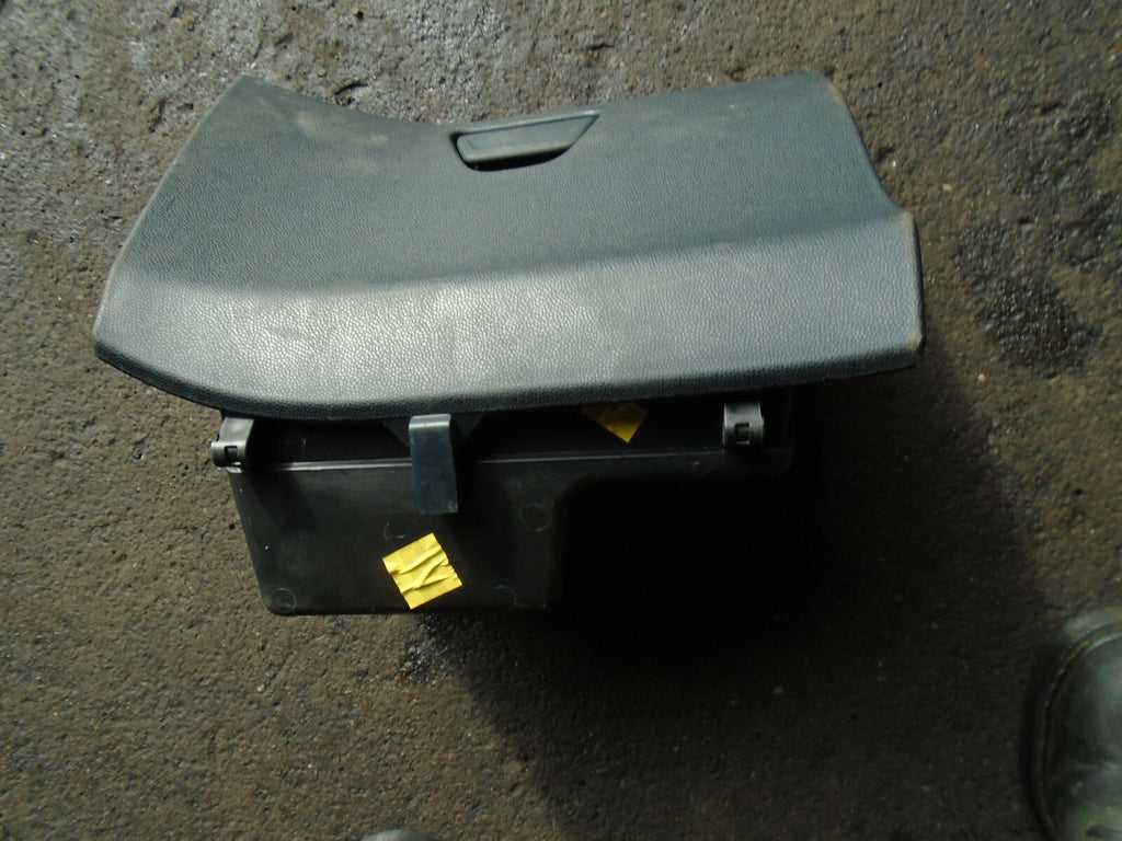 FORD FIESTA MK7 NS PASSENGER SIDE GLOVEBOX STORAGE COMPARTMENT 8A61A06010BJW