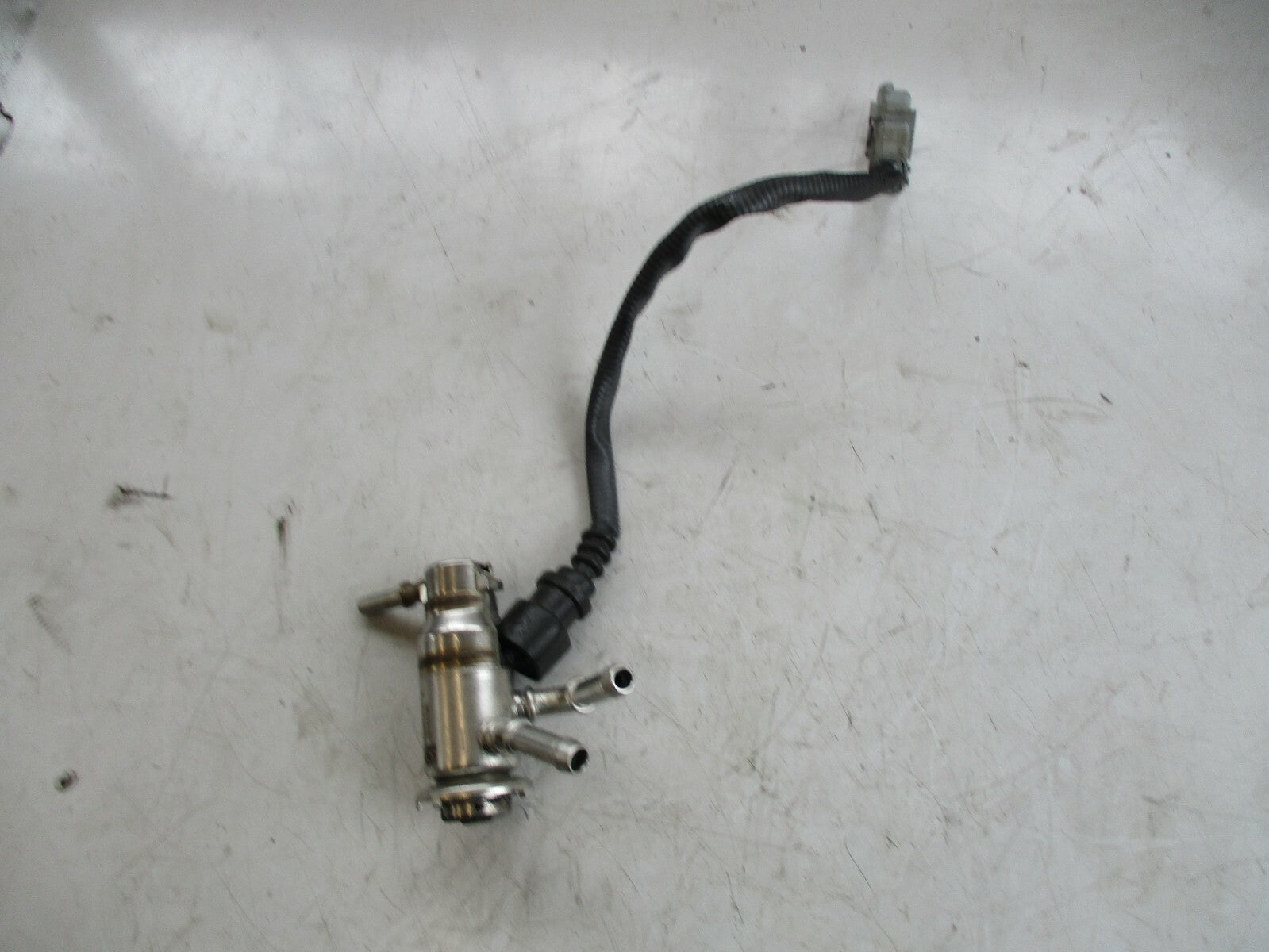 NISSAN QASHQAI J11 MK2 2018 1.6 DCI ADBLUE INJECTING NOZZLE 208995377R