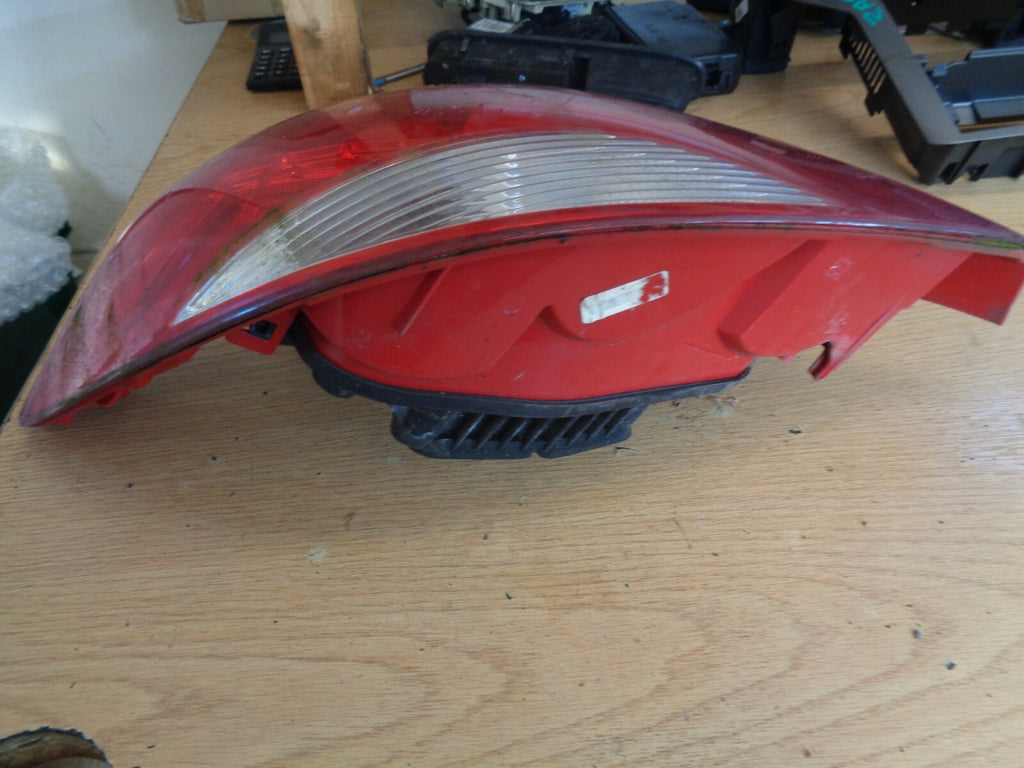 PEUGEOT 207 MK1 5 DOOR HATCHBACK  NSR PASSENGER SIDE REAR TAIL LIGHT 9686566080