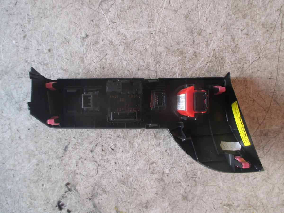 TOYOTA AVENSIS 2010 T270 ENGINE START STOP AND  WING MIRROR SWITCH 5544605090