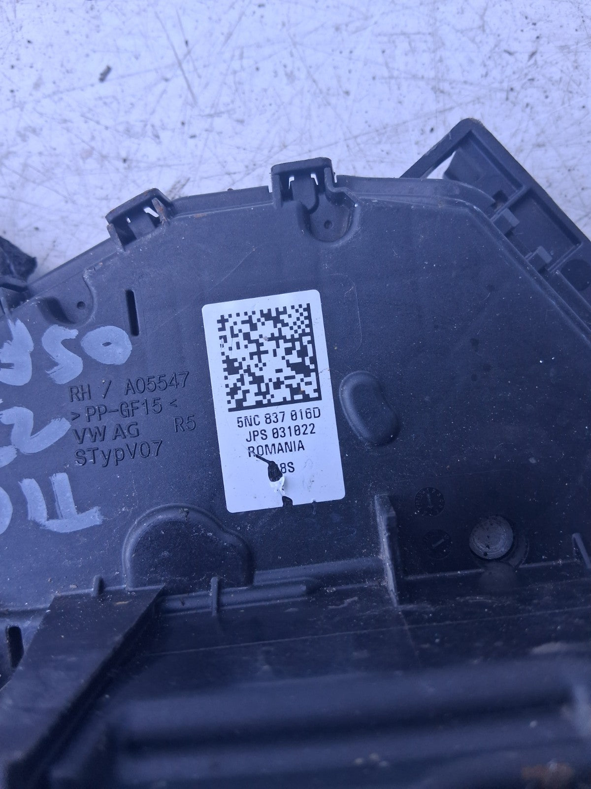 2023 VOLKSWAGEN TIGUAN OSF OFF DRIVER RIGHT SIDE DOOR LOCK ASSEMBLY 5NC837016D