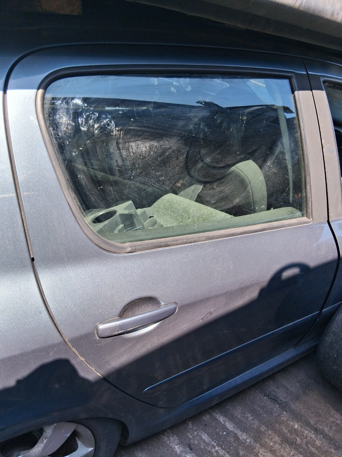 2006 PEUGEOT 307 OSR DRIVER SIDE REAR COMPLETE DOOR IRON GREY METALLIC EZWD