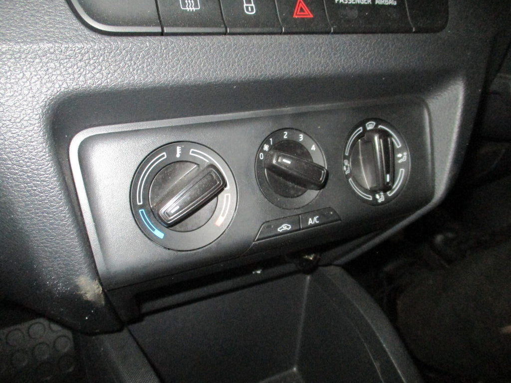 2019 SKODA FABIA MK3 NJ HEATER AC CLIMATE CONTROL SWITCH PANEL