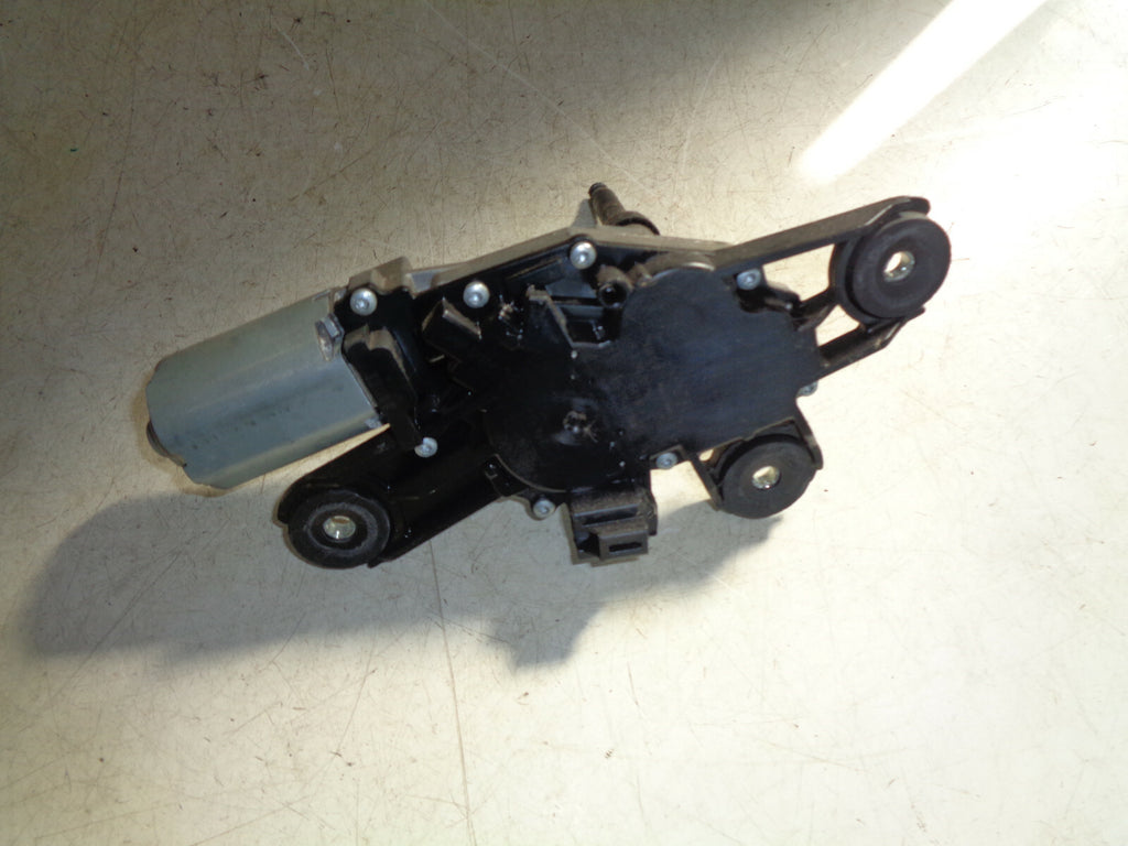 FORD ECOSPORT MK2 2017 REAR WINDSCREEN WIPER MOTOR CN1517K441BB