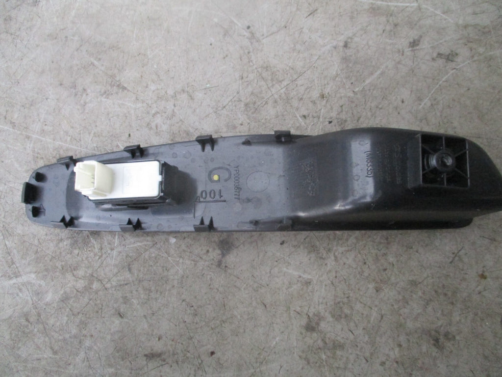2023 VAUXHALL GRANDLAND NSF PASSENGER SIDE FRONT WINDOW CONTROL SWITCH YP0003677