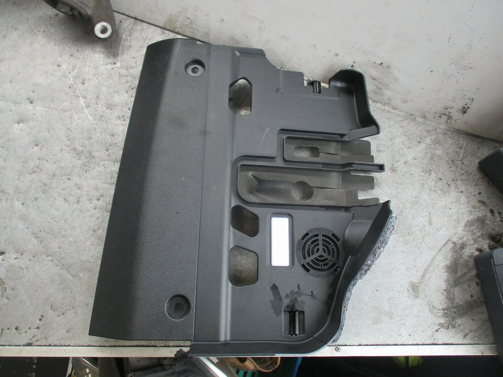 BMW 1 SERIES F20 F21 OSF DRIVER SIDE FRONT FOOT PANEL TRIM 9242896 924216105