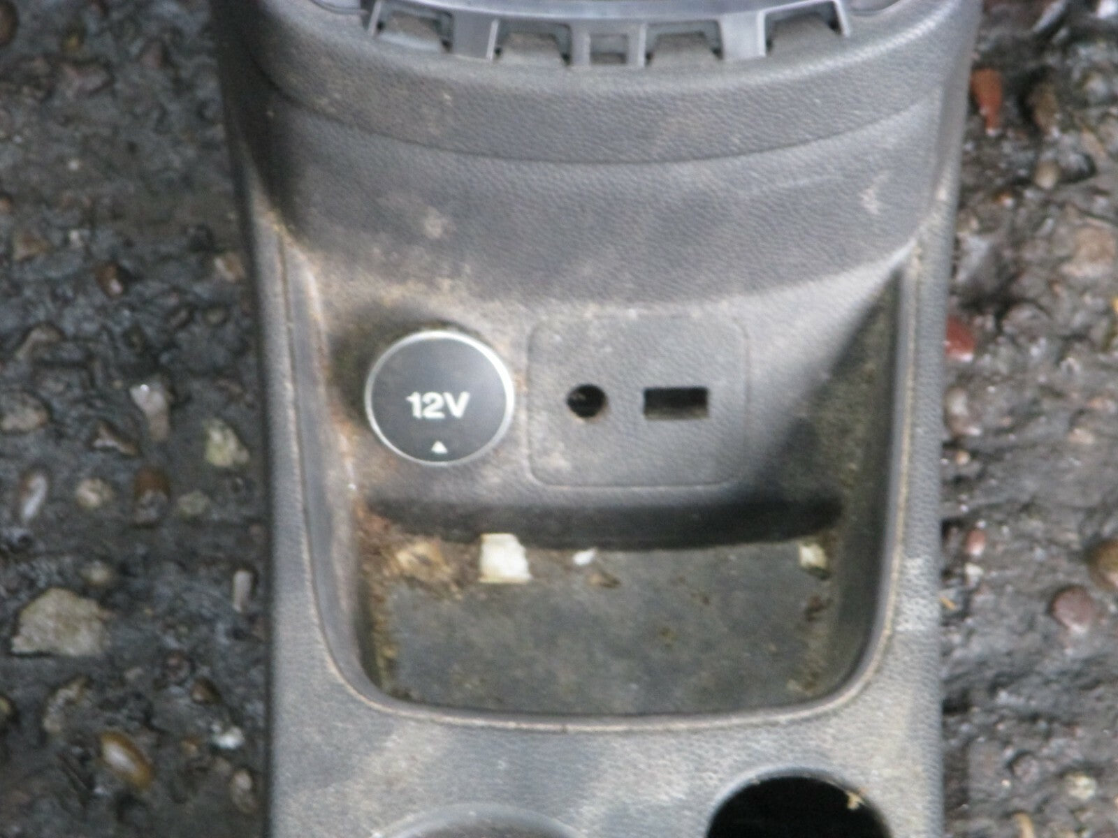 FORD FIESTA MK6 2016 CENTRE CONSOLE BA61A045B54