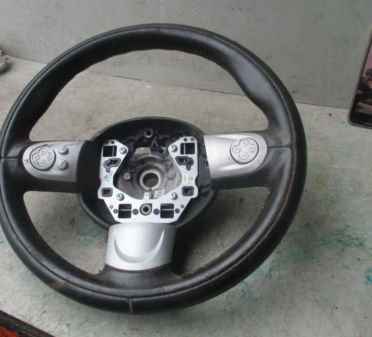 2010 MINI COOPER BOTTOM MULTIFUNCTION STEERING WHEEL 6782596