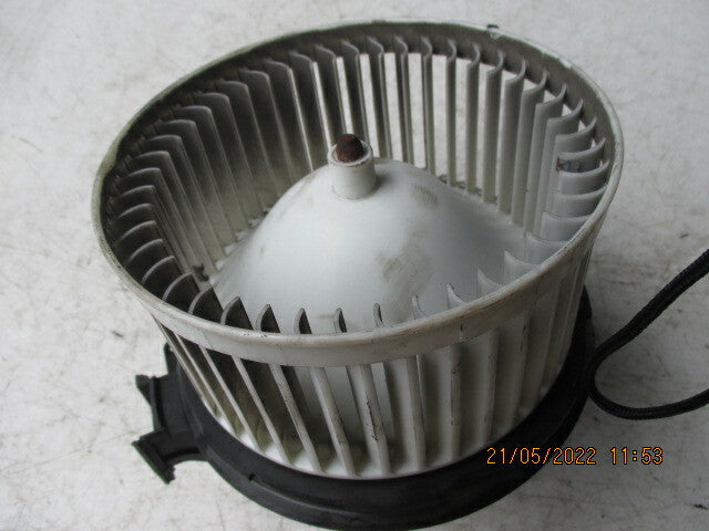 FORD FIESTA MK7 2017 HEATER BLOWER FAN MOTOR VP8E2H18456BB