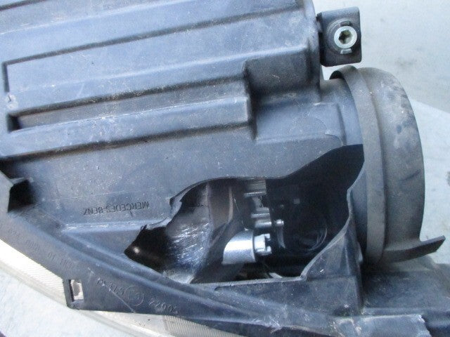 MERCEDES SPRINTER W907 NS PASSENGER HEADLIGHT BROKEN SPARES/REPAIR A9109060200