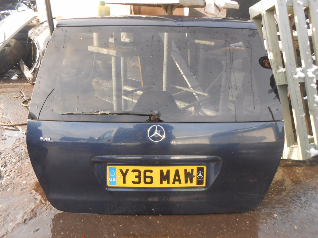 MERCEDES M CLASS M W163 2001 HATCHBACK BOOT LID TAILGATE COMPLETE DARK BLUE