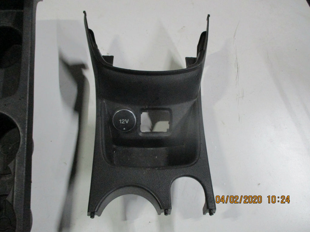FORD FIESTA MK7 2012 CENTRE CONSOLE PLASTIC TRIM SURROUND SOCKET C1BB-A044C74-B
