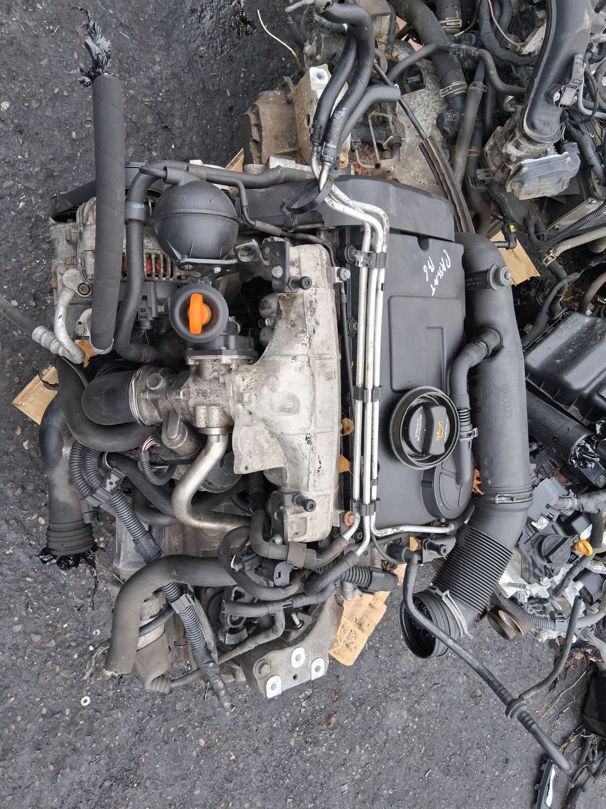 2006 VW VOLKSWAGEN PASSAT B6 2.0 DIESEL COMPLETE ENGINE WITH INJECTORS BKP