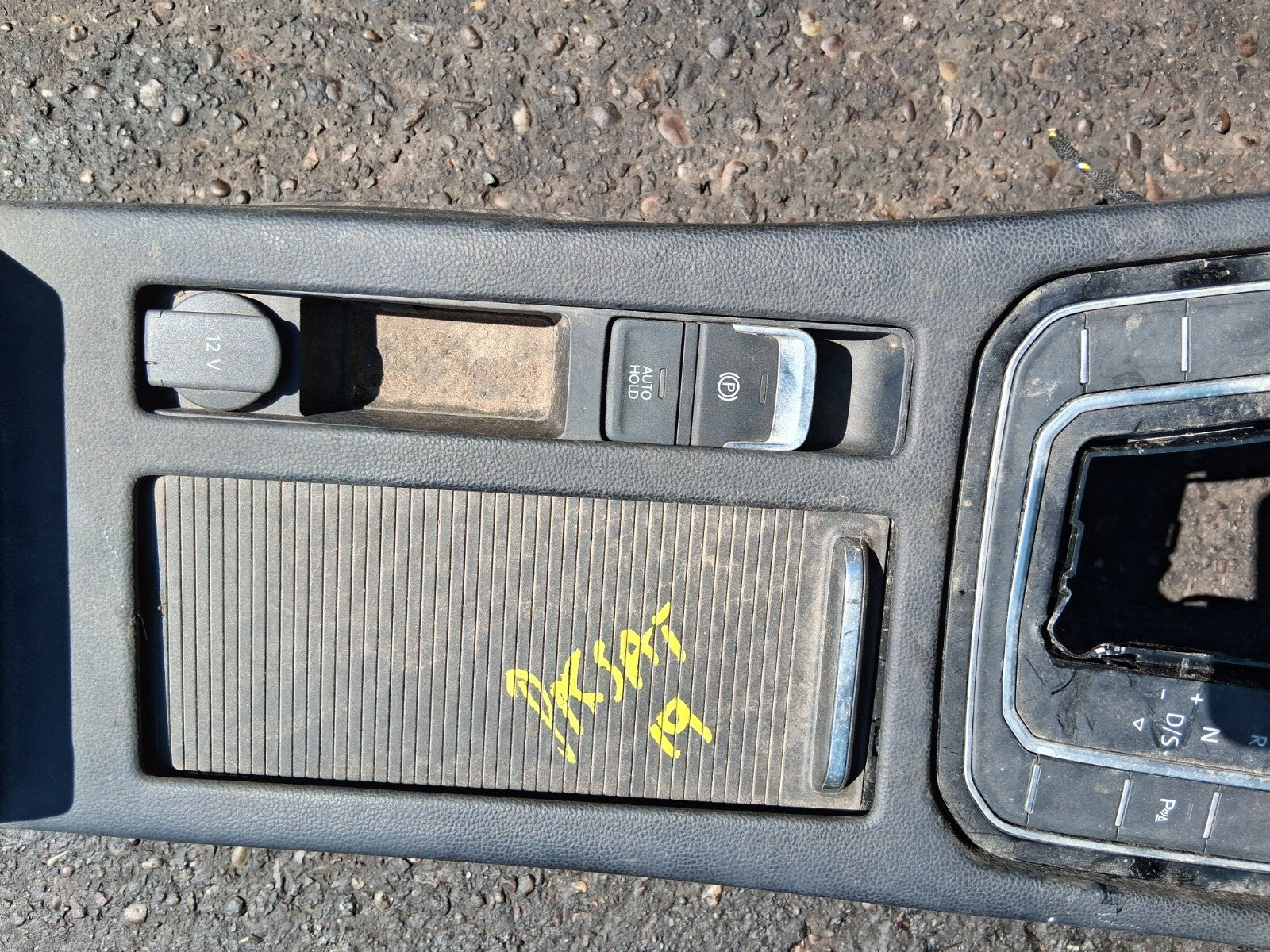 VW VOLKSWAGEN PASSAT B8 2019 COMPLETE CENTRE CONSOLE TRIM CONSOLE 3G0857100
