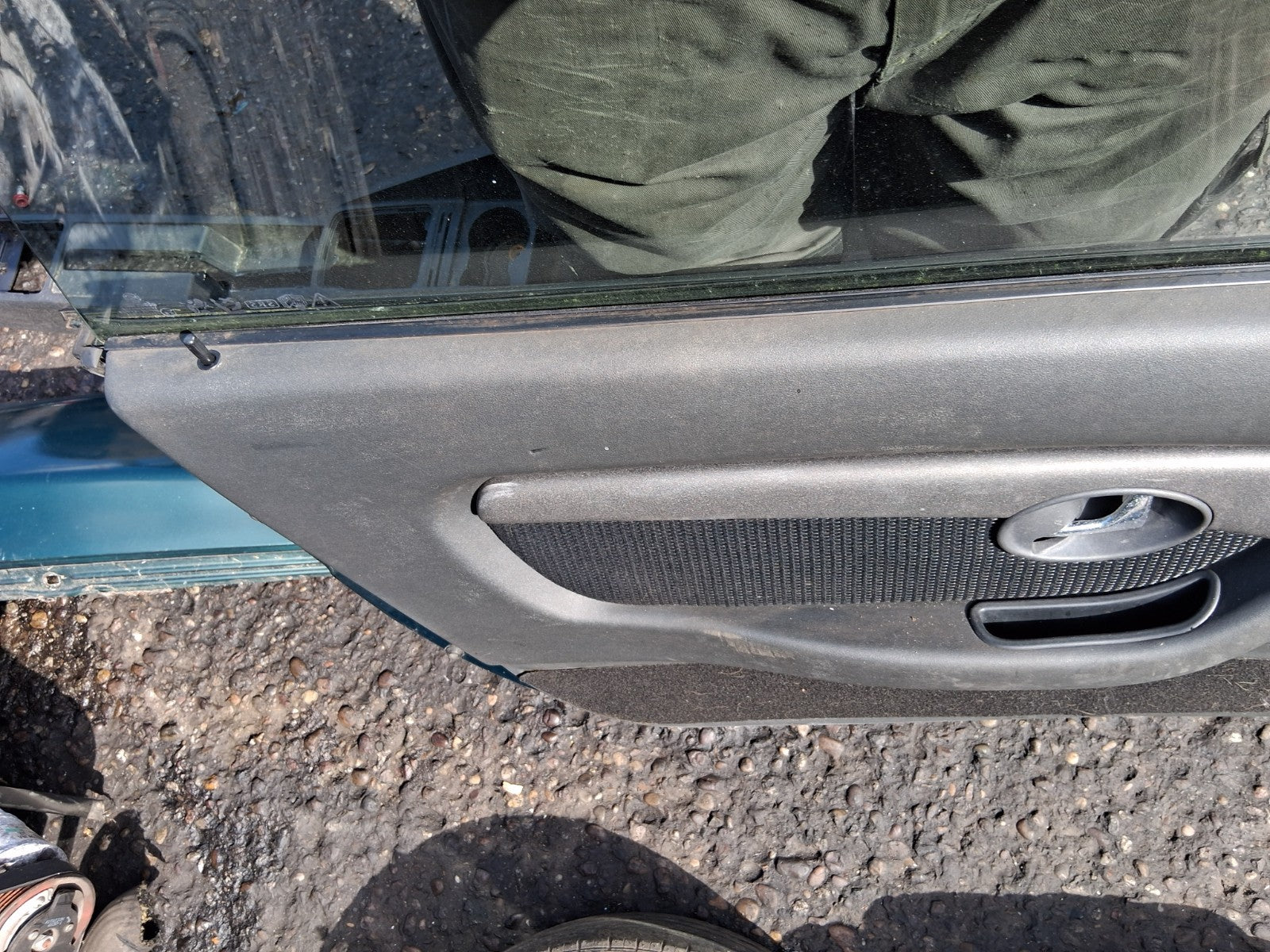 MG MGF 1996 MK1 NSF PASSENGER SIDE FRONT LEFT COMPLETE DOOR GREEN